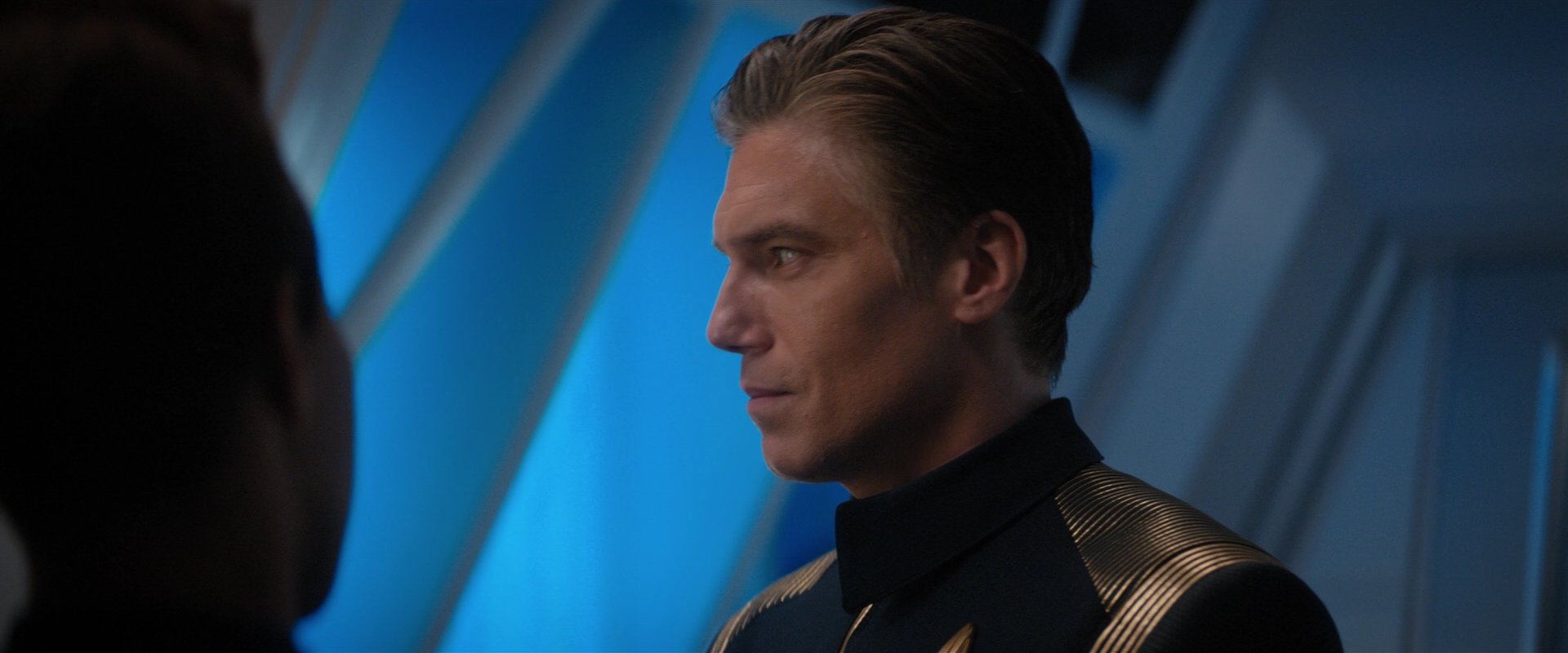 extant_StarTrekDiscovery_2x01-Brother_06422.jpg