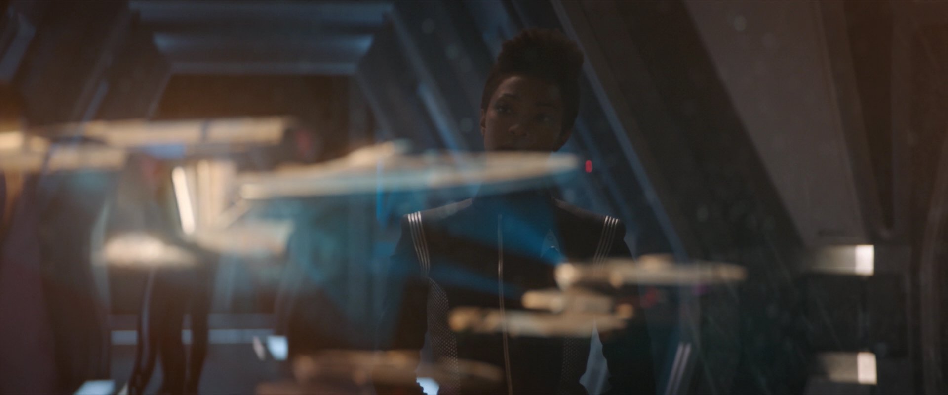 extant_StarTrekDiscovery_2x01-Brother_06432.jpg