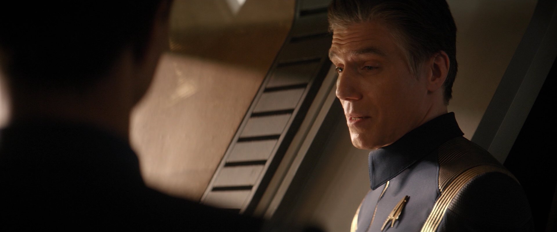 extant_StarTrekDiscovery_2x01-Brother_06458.jpg