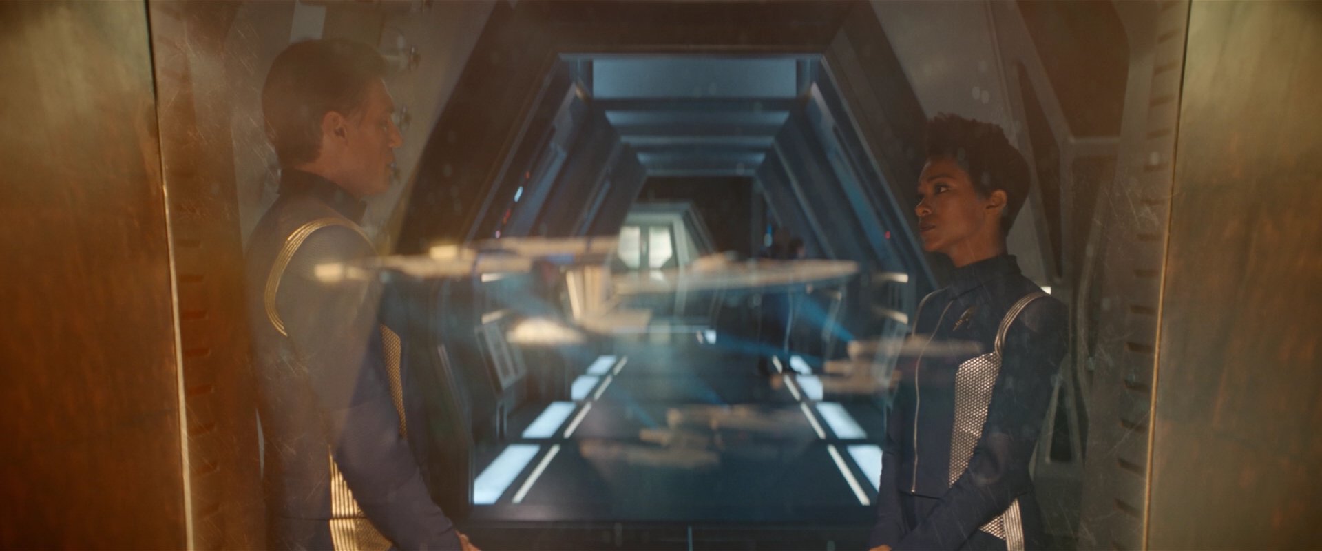 extant_StarTrekDiscovery_2x01-Brother_06493.jpg