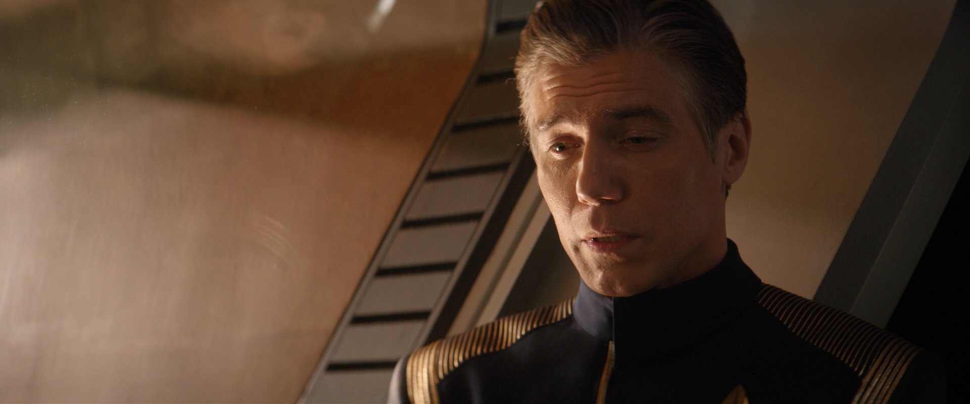 extant_StarTrekDiscovery_2x01-Brother_06513.jpg