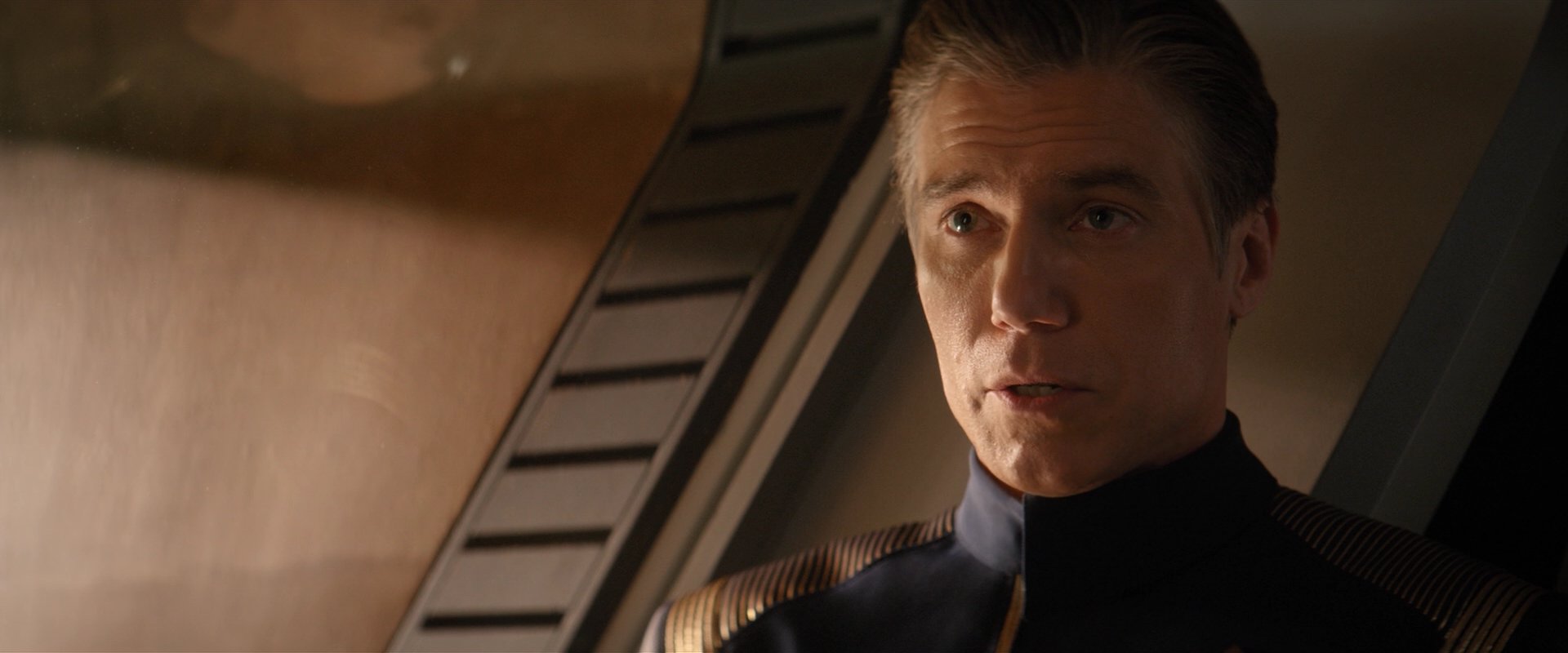 extant_StarTrekDiscovery_2x01-Brother_06524.jpg