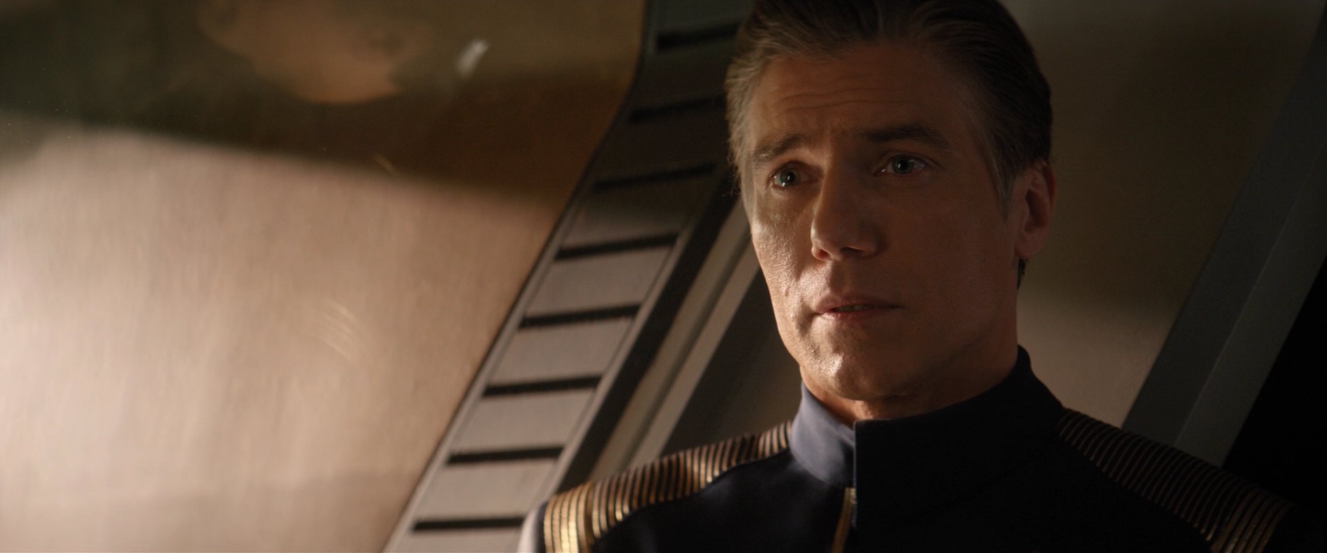 extant_StarTrekDiscovery_2x01-Brother_06539.jpg