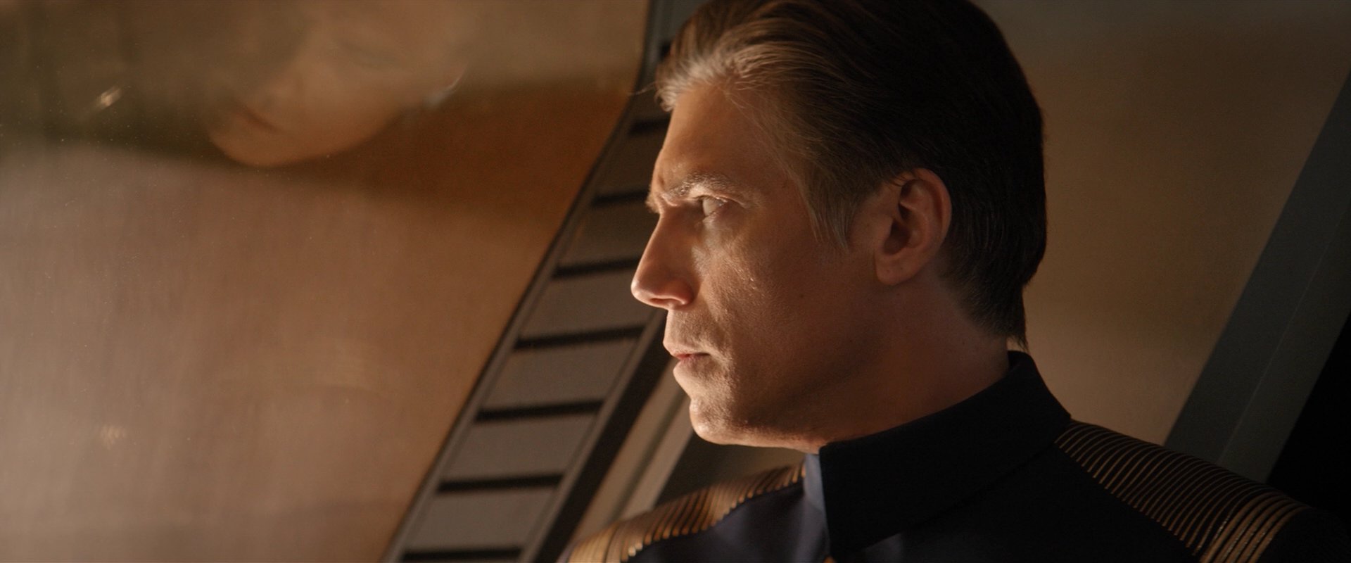 extant_StarTrekDiscovery_2x01-Brother_06592.jpg