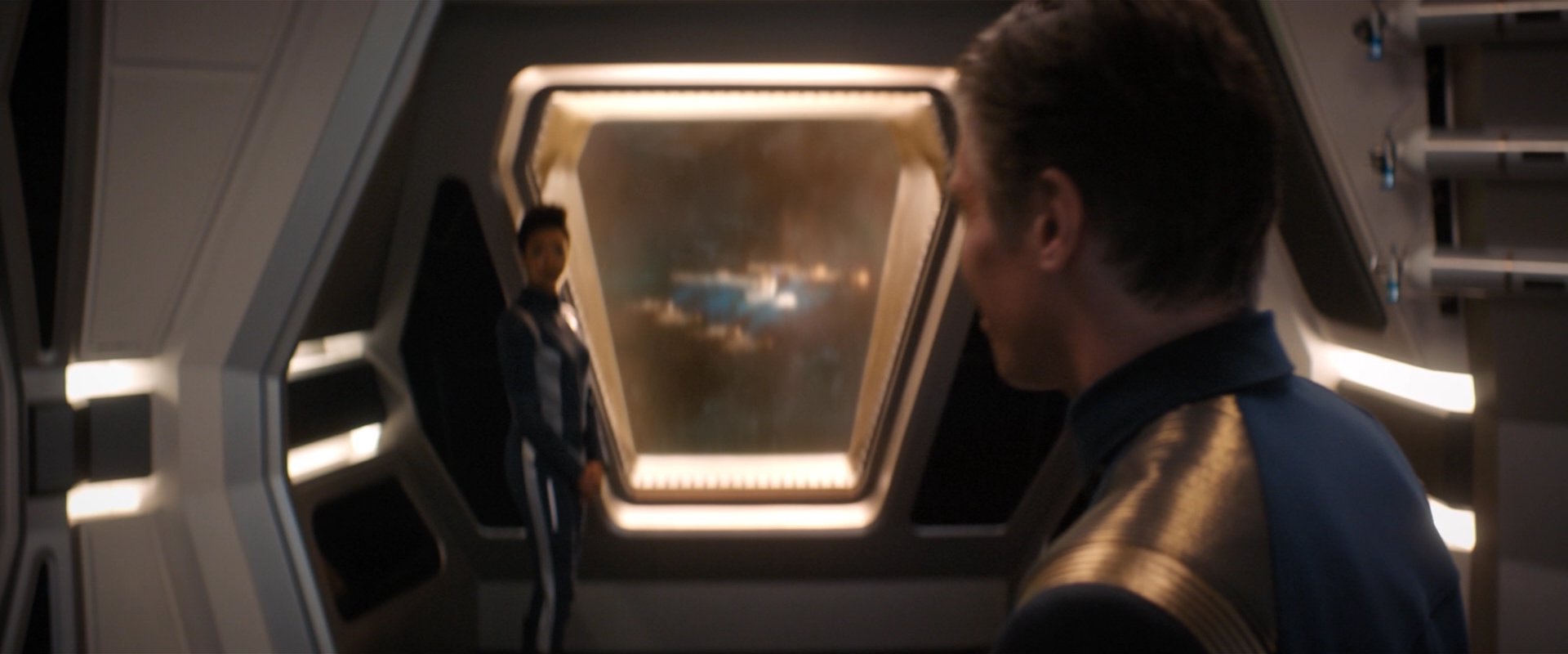 extant_StarTrekDiscovery_2x01-Brother_06609.jpg