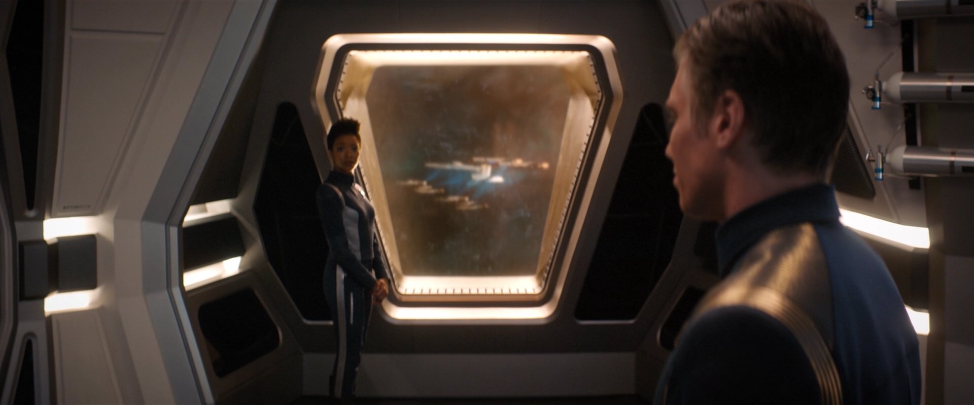 extant_StarTrekDiscovery_2x01-Brother_06610.jpg
