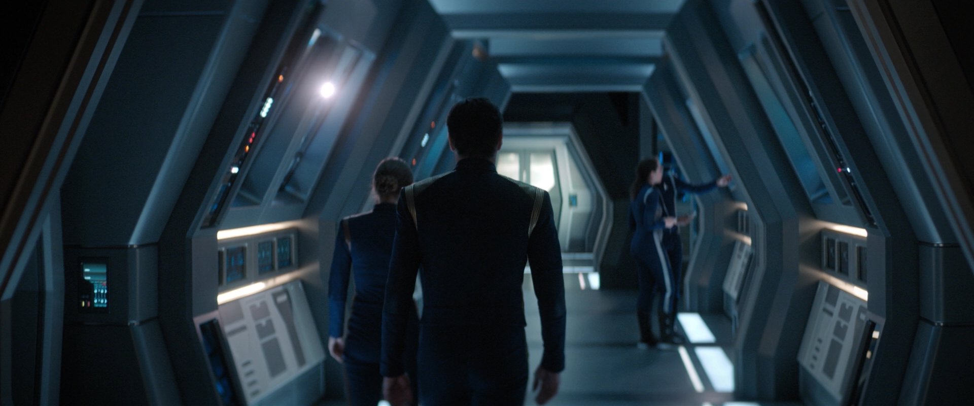 extant_StarTrekDiscovery_2x01-Brother_06646.jpg