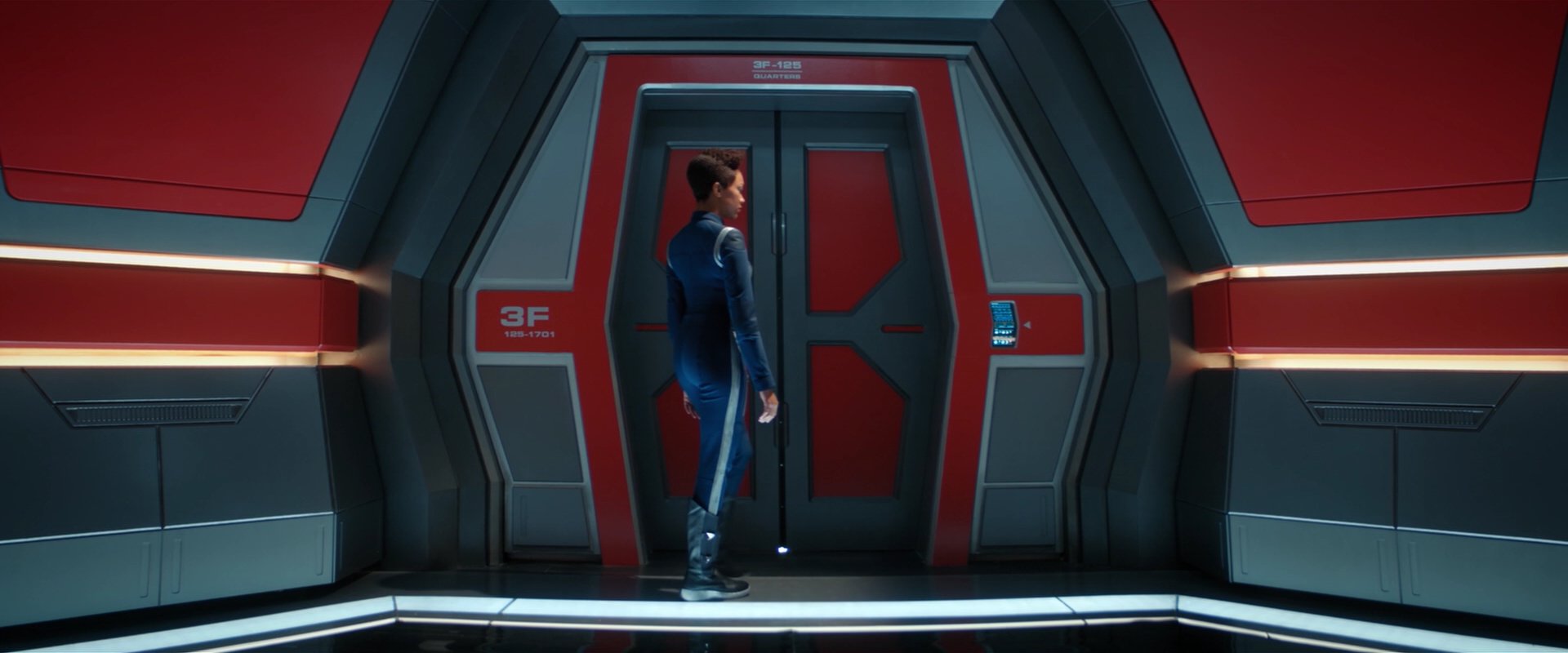 extant_StarTrekDiscovery_2x01-Brother_06682.jpg