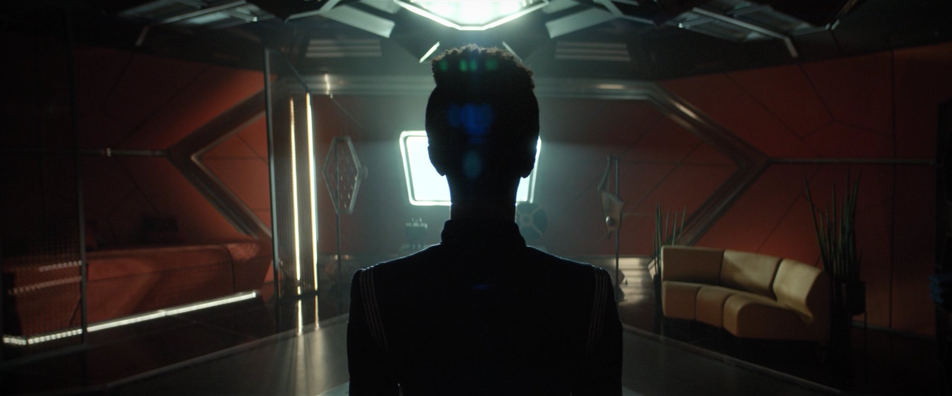 extant_StarTrekDiscovery_2x01-Brother_06738.jpg