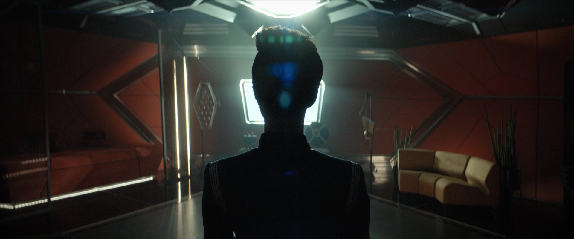 extant_StarTrekDiscovery_2x01-Brother_06743.jpg