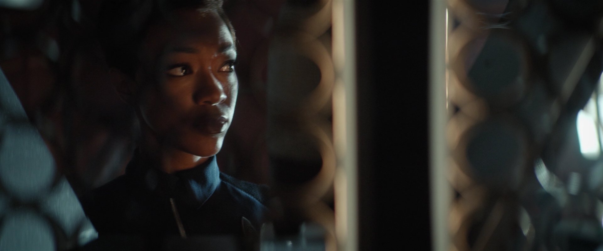 extant_StarTrekDiscovery_2x01-Brother_06806.jpg