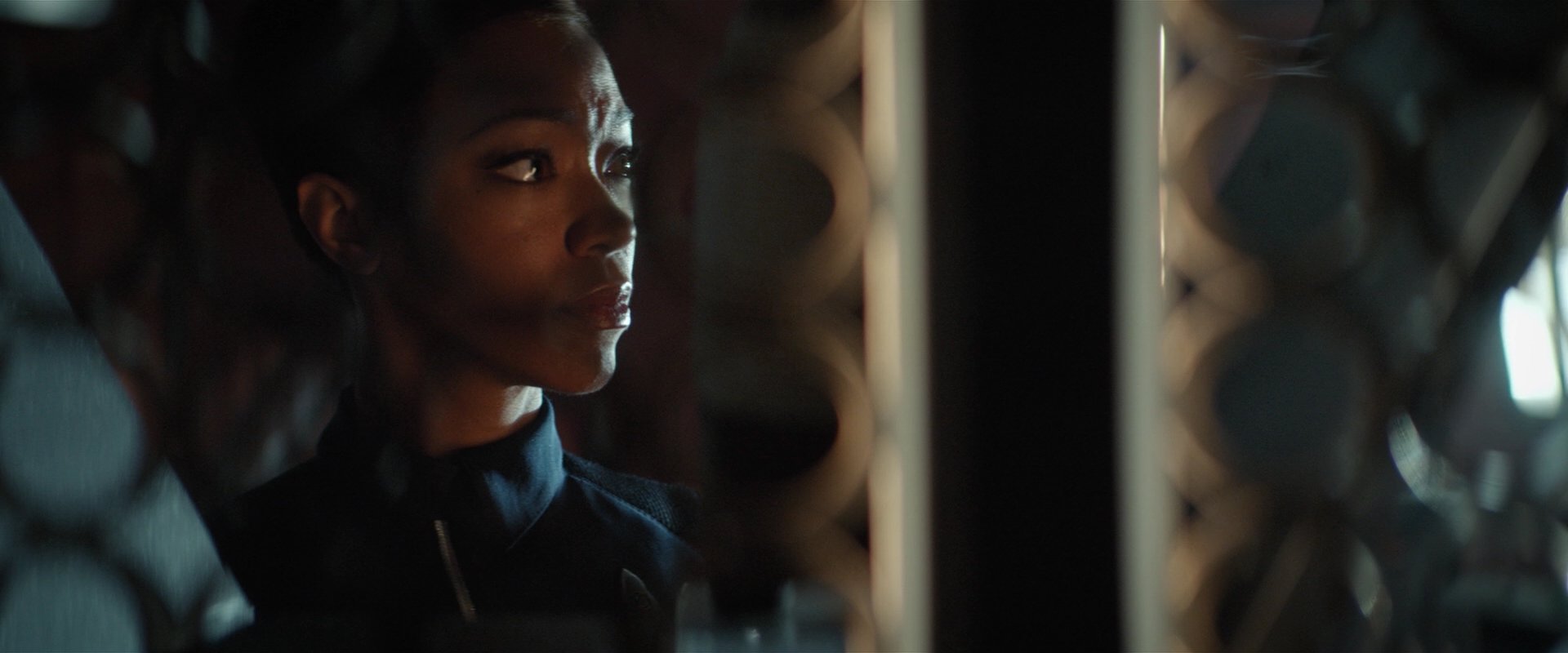 extant_StarTrekDiscovery_2x01-Brother_06807.jpg