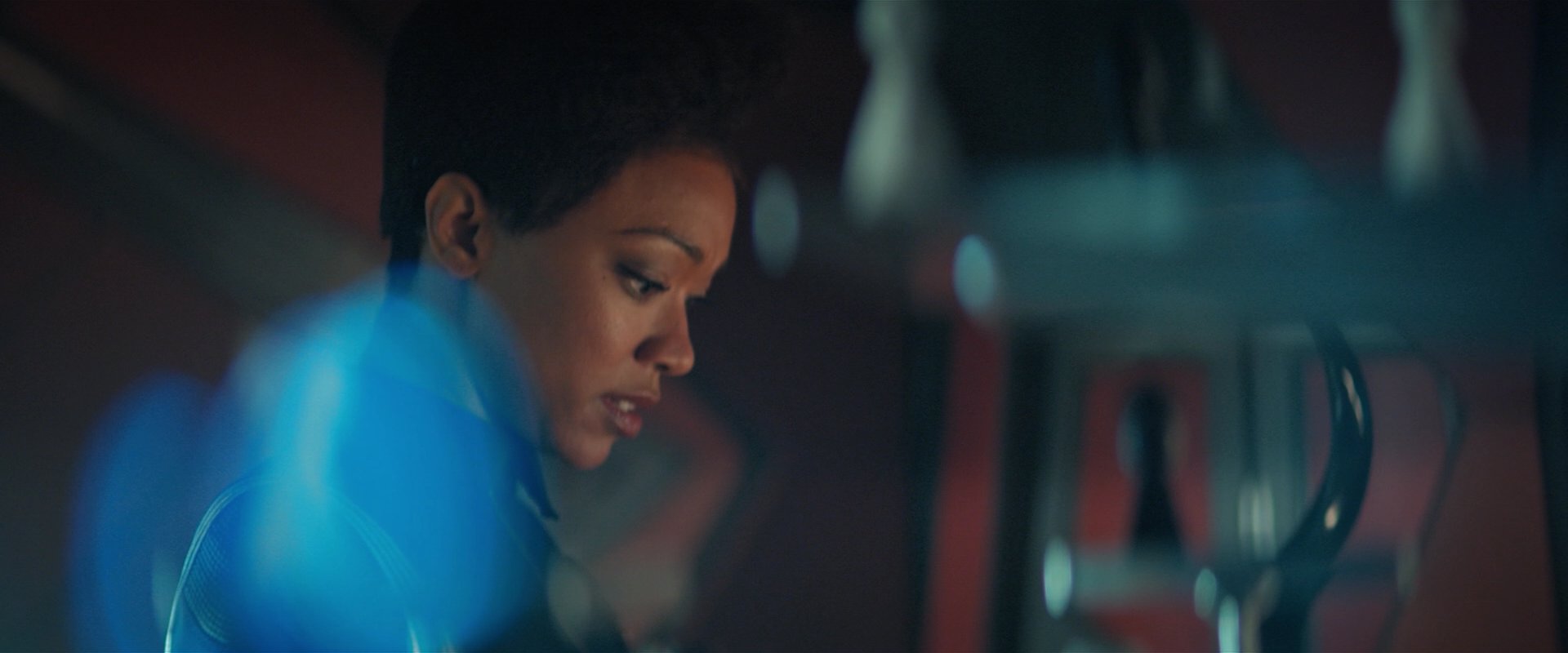extant_StarTrekDiscovery_2x01-Brother_06842.jpg
