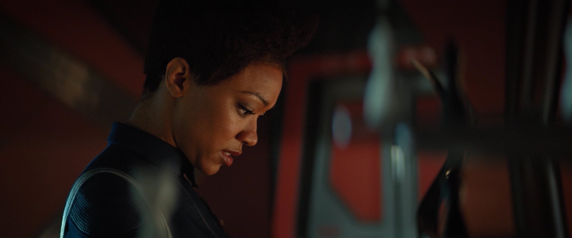 extant_StarTrekDiscovery_2x01-Brother_06844.jpg