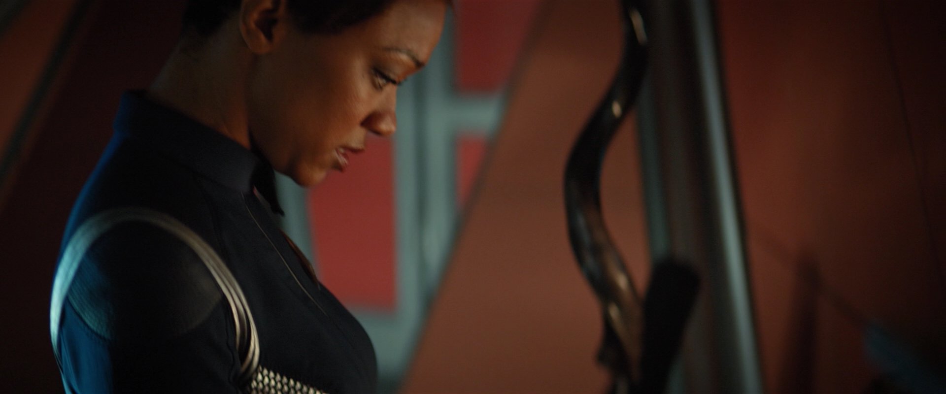 extant_StarTrekDiscovery_2x01-Brother_06847.jpg