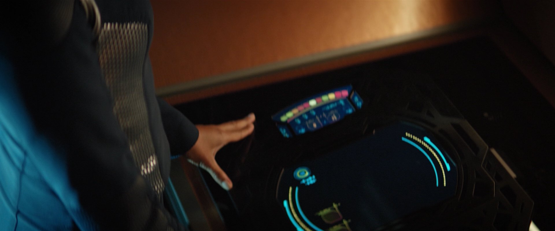 extant_StarTrekDiscovery_2x01-Brother_06851.jpg