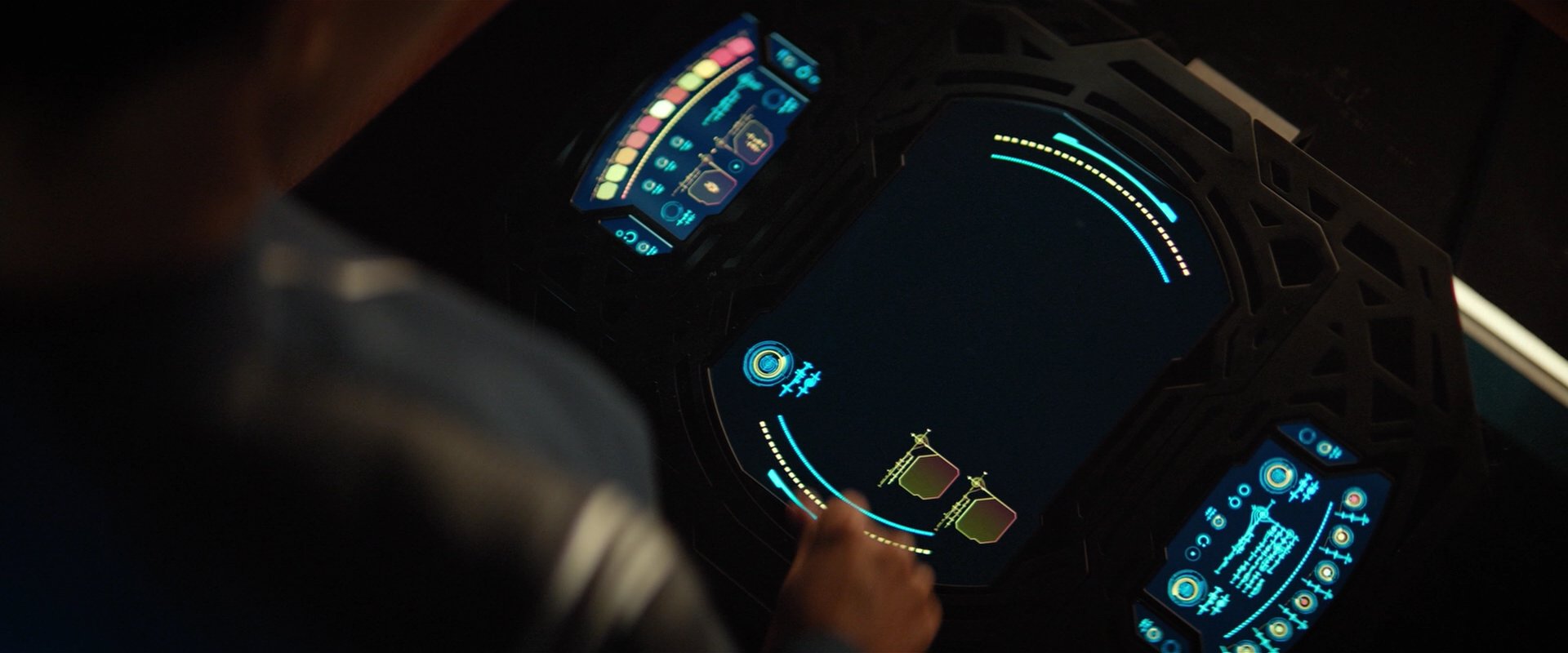 extant_StarTrekDiscovery_2x01-Brother_06864.jpg