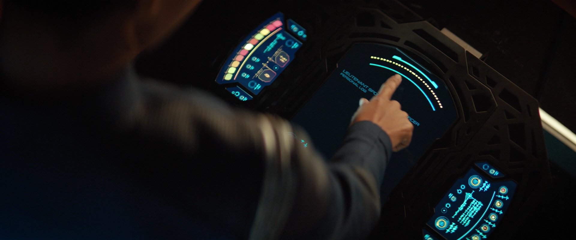 extant_StarTrekDiscovery_2x01-Brother_06866.jpg