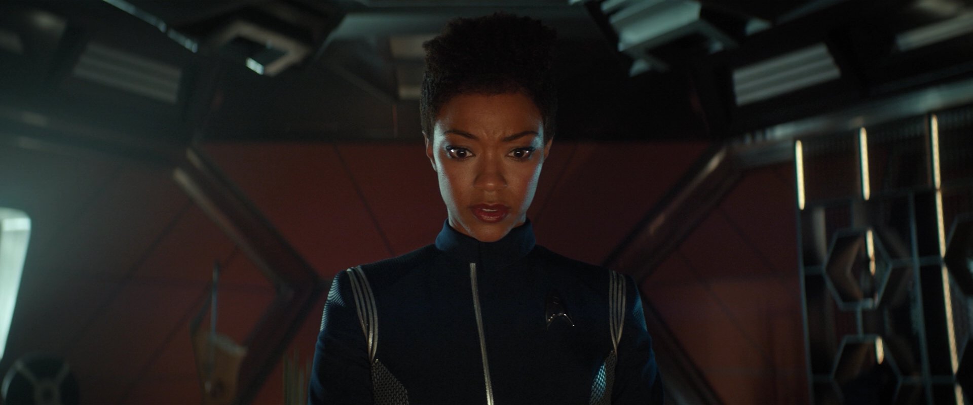 extant_StarTrekDiscovery_2x01-Brother_06887.jpg