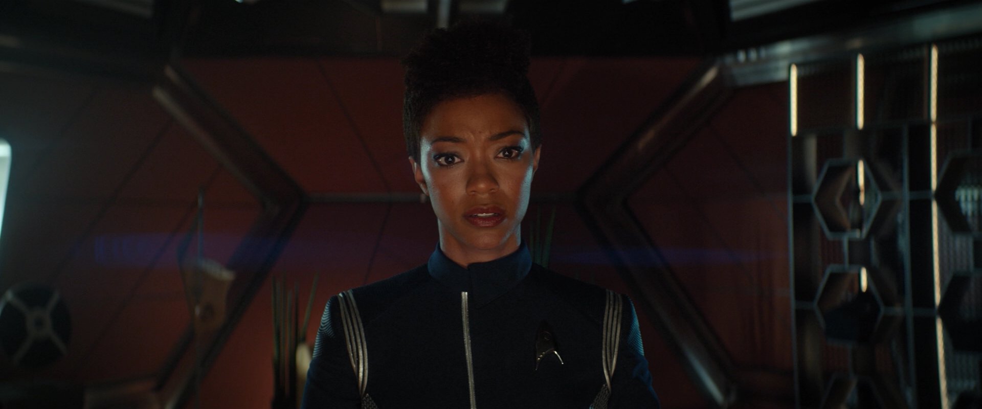 extant_StarTrekDiscovery_2x01-Brother_06913.jpg