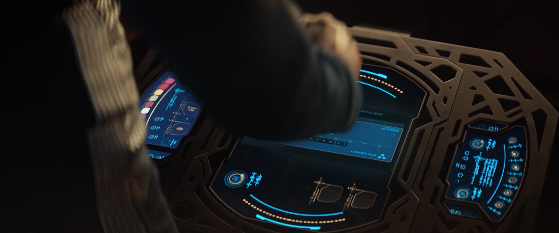 extant_StarTrekDiscovery_2x01-Brother_06993.jpg
