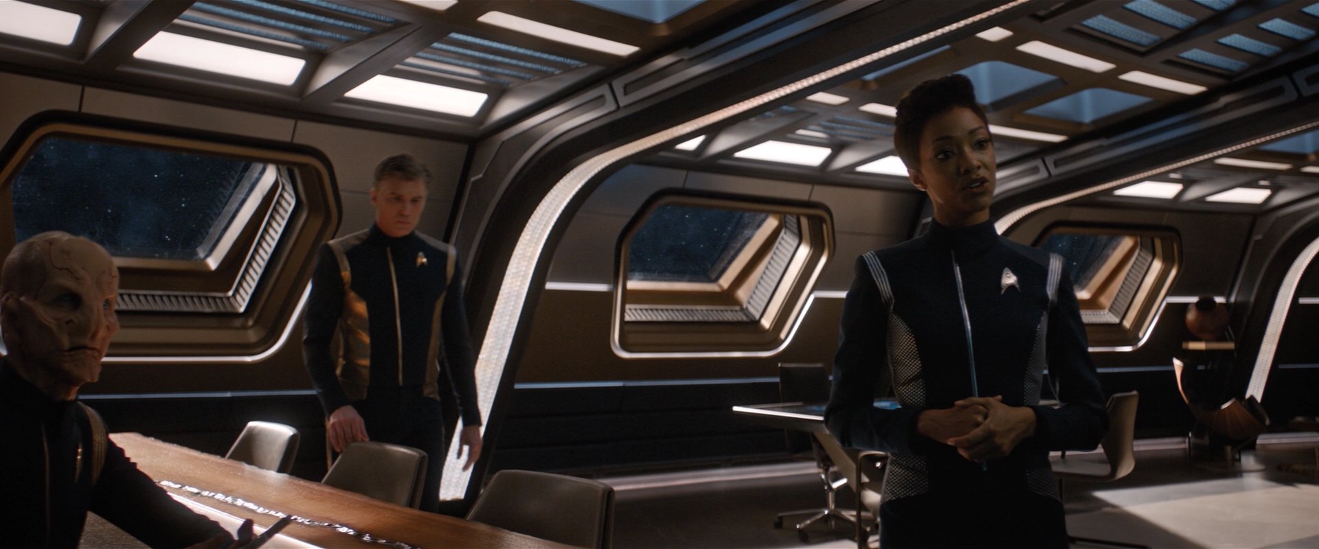 extant_StarTrekDiscovery_2x02-Eden_01250.jpg