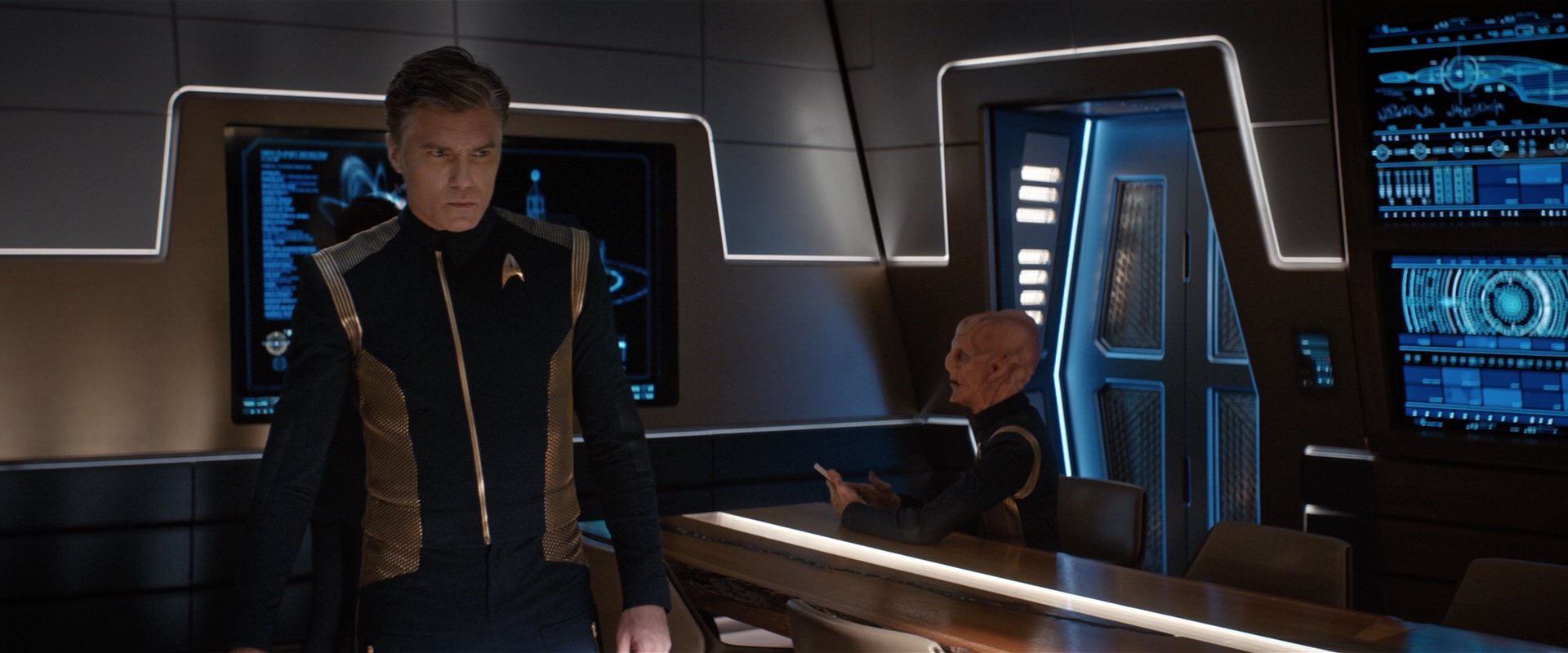 extant_StarTrekDiscovery_2x02-Eden_01266.jpg