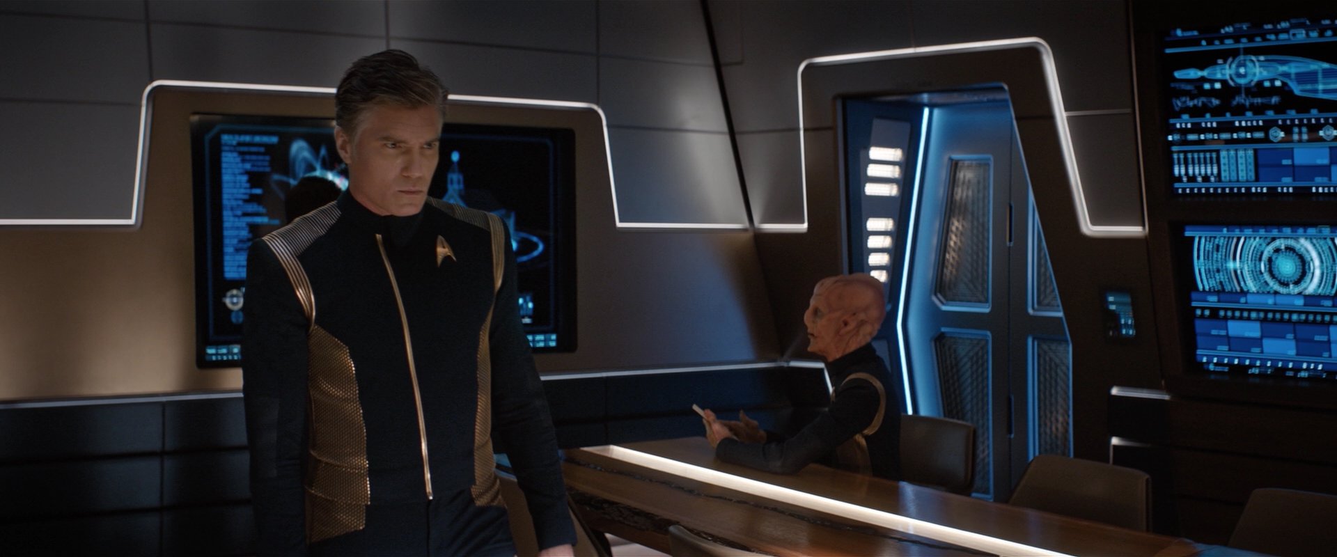 extant_StarTrekDiscovery_2x02-Eden_01267.jpg