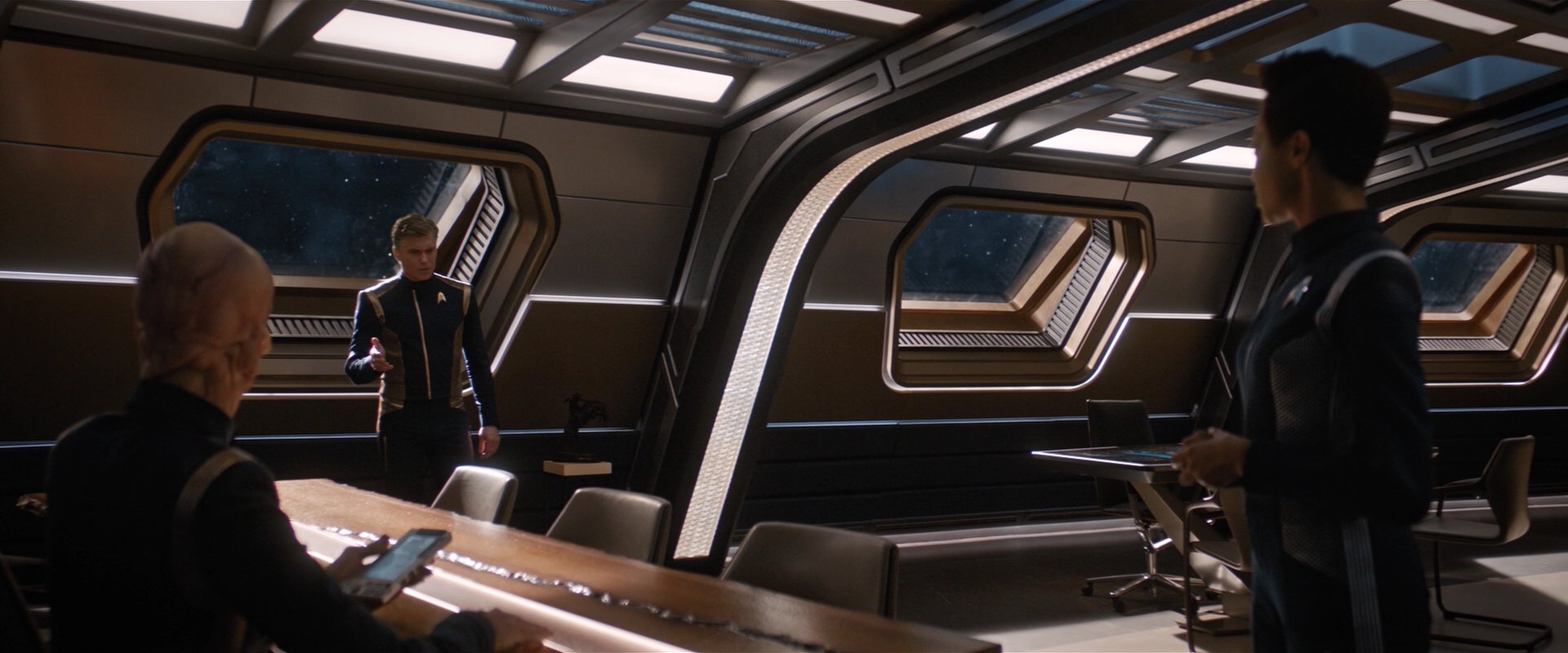 extant_StarTrekDiscovery_2x02-Eden_01278.jpg extant_StarTrekDiscovery_2x02-Eden_01278.jpg