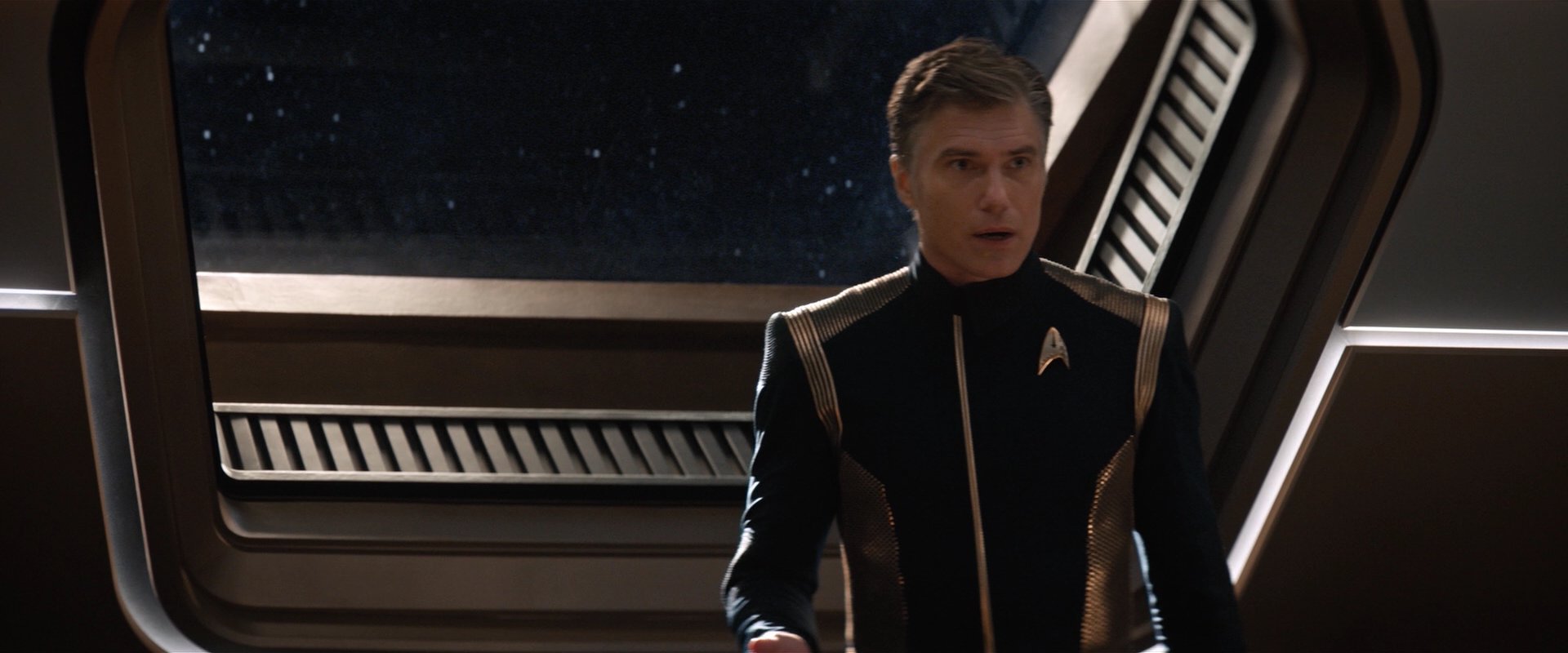 extant_StarTrekDiscovery_2x02-Eden_01285.jpg