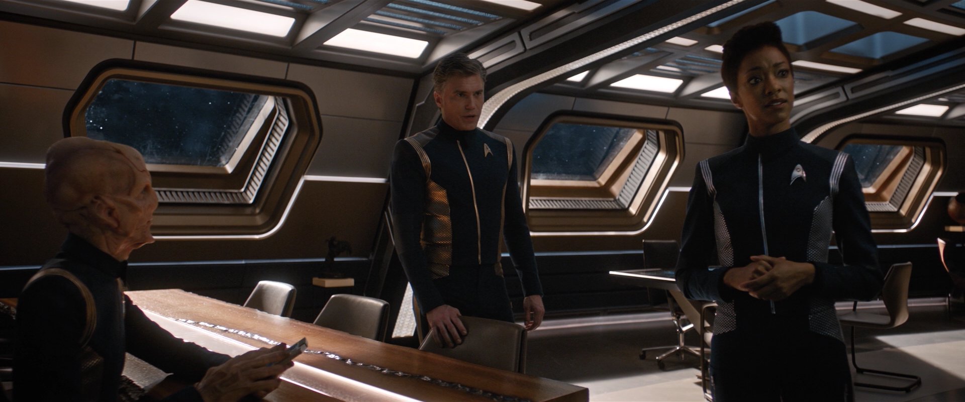 extant_StarTrekDiscovery_2x02-Eden_01309.jpg