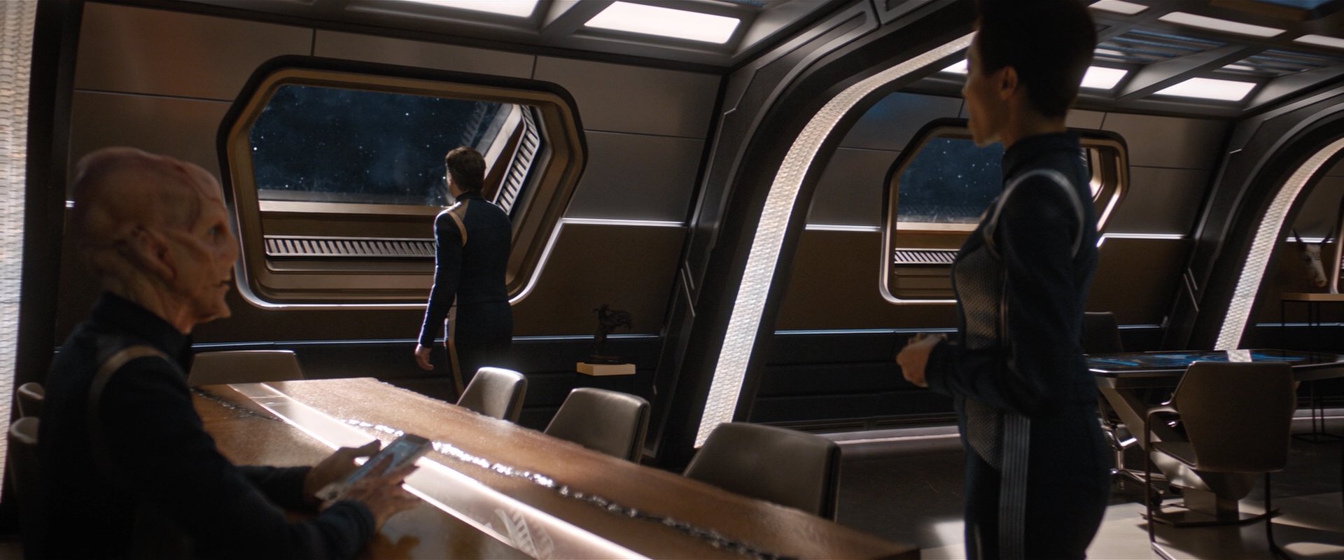 extant_StarTrekDiscovery_2x02-Eden_01328.jpg