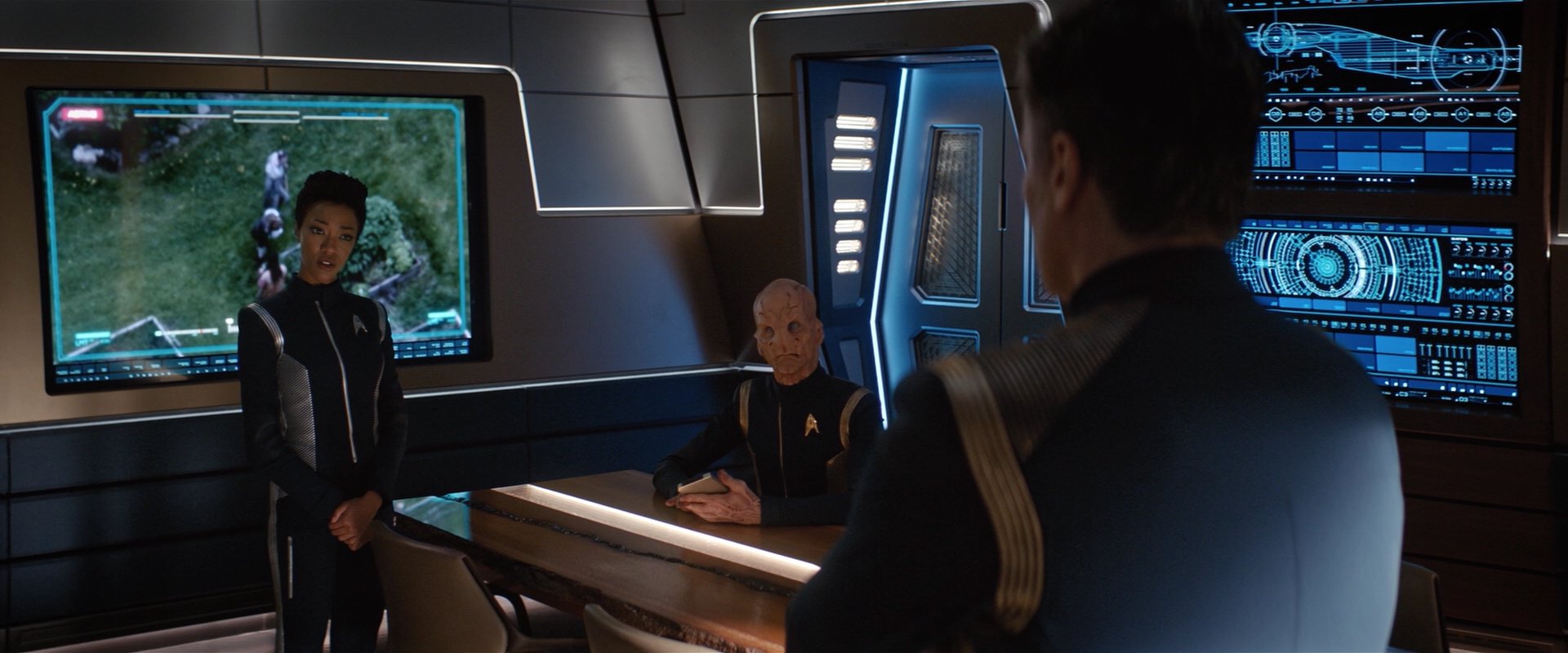 extant_StarTrekDiscovery_2x02-Eden_01365.jpg