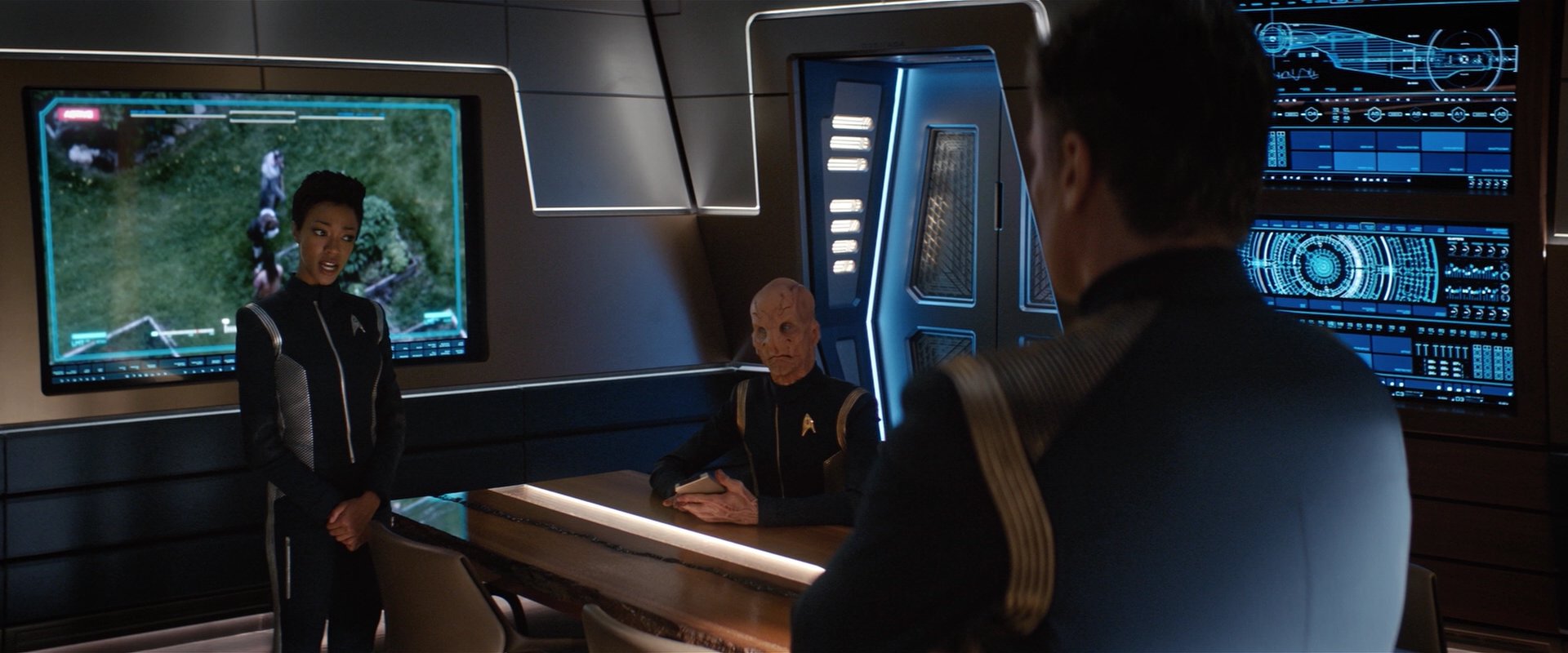 extant_StarTrekDiscovery_2x02-Eden_01366.jpg