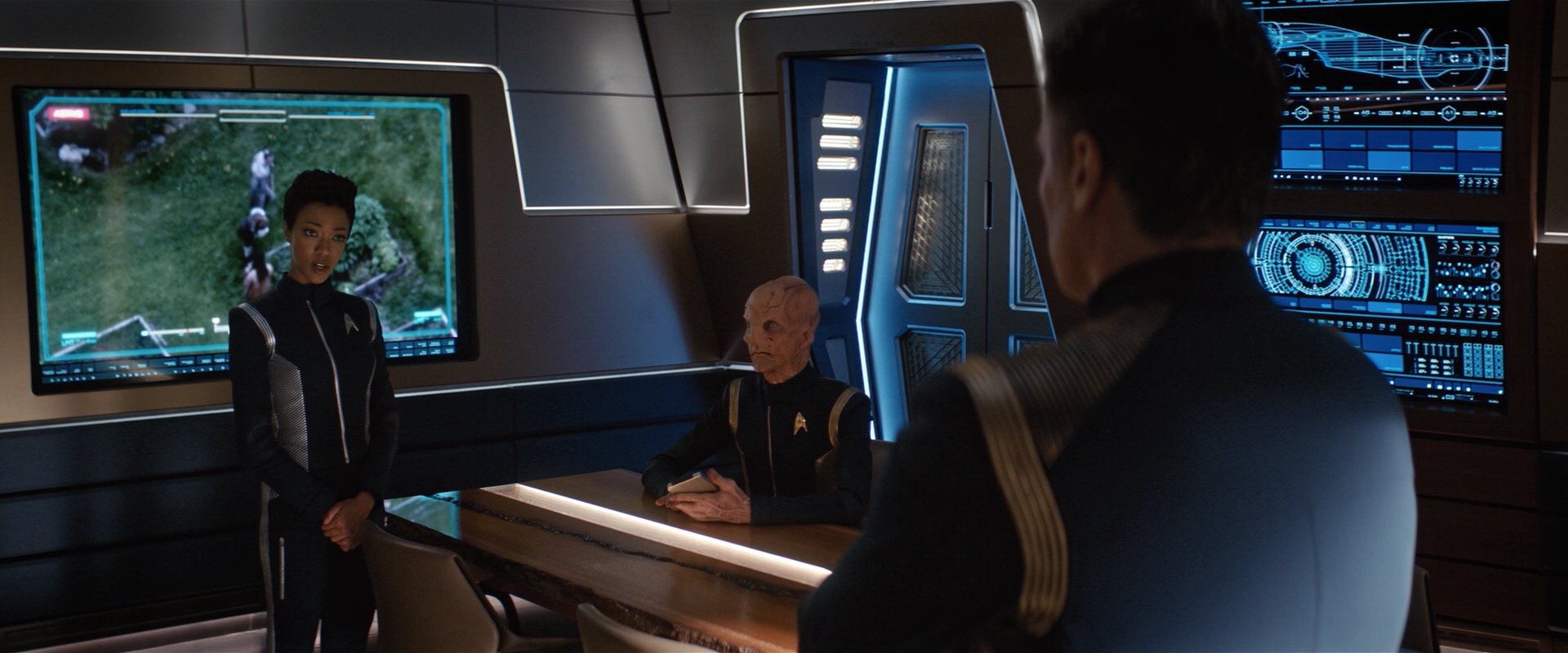 extant_StarTrekDiscovery_2x02-Eden_01371.jpg