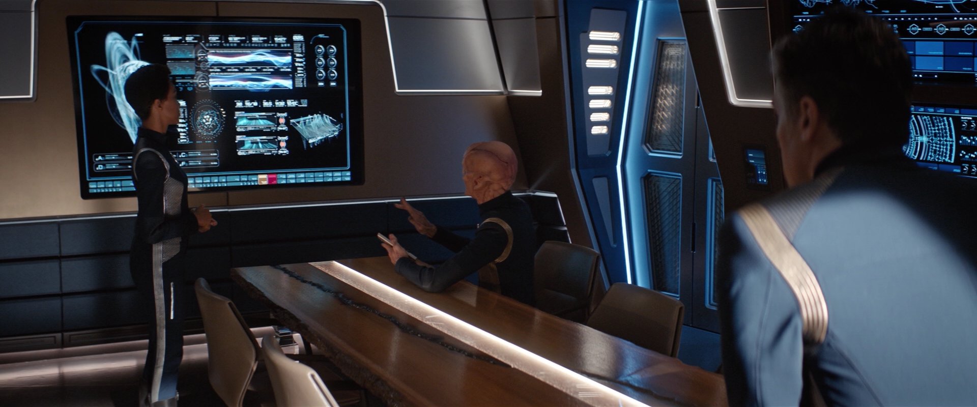 extant_StarTrekDiscovery_2x02-Eden_01426.jpg extant_StarTrekDiscovery_2x02-Eden_01426.jpg