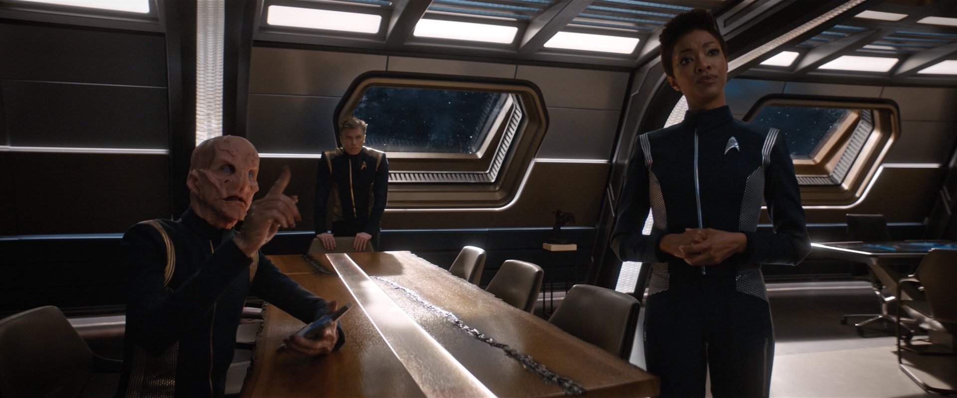 extant_StarTrekDiscovery_2x02-Eden_01428.jpg