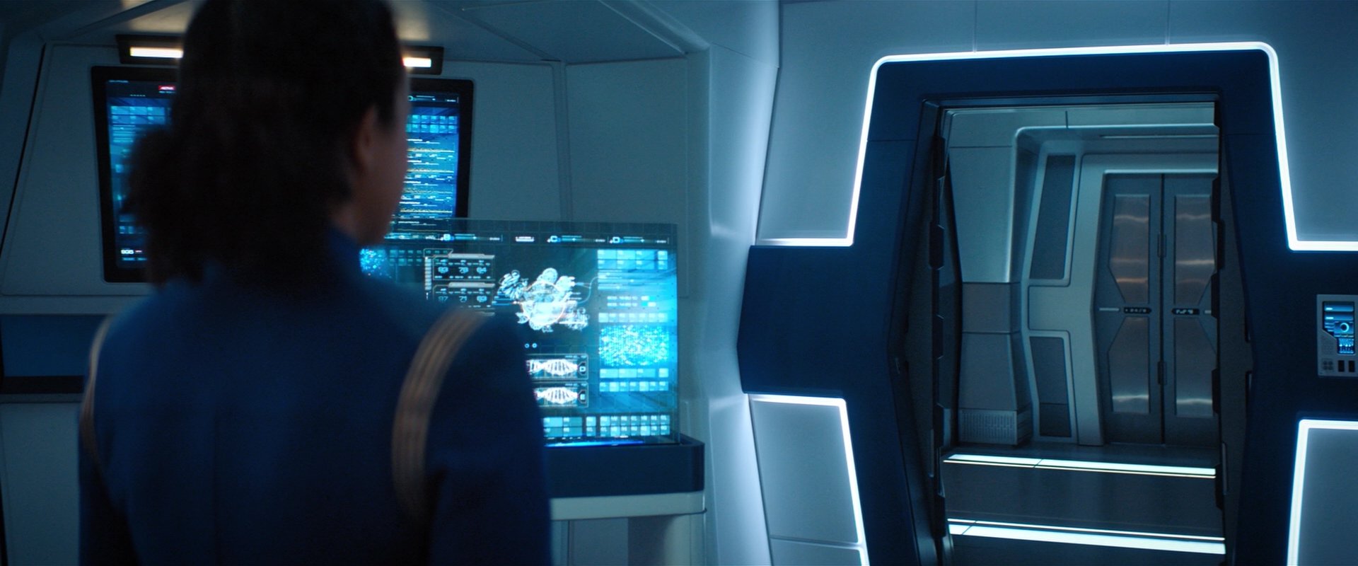 extant_StarTrekDiscovery_2x02-Eden_03294.jpg