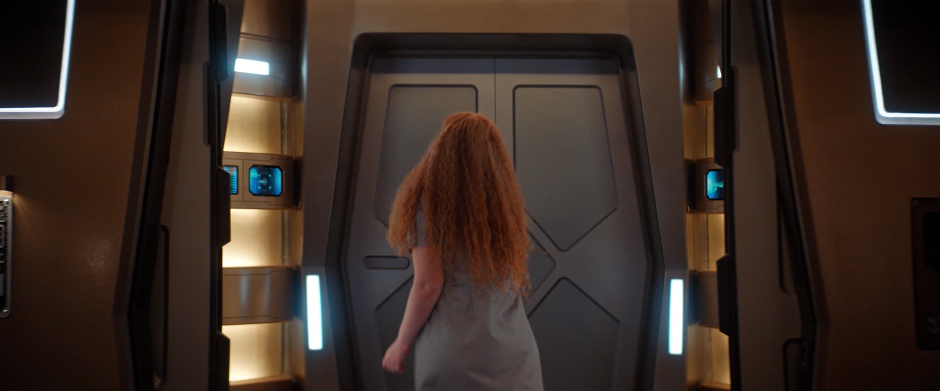 extant_StarTrekDiscovery_2x02-Eden_03899.jpg