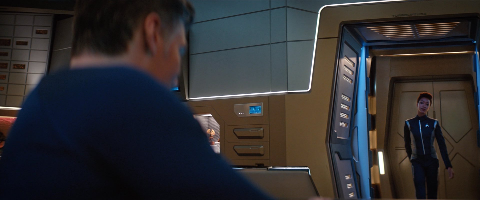 extant_StarTrekDiscovery_2x02-Eden_04106.jpg