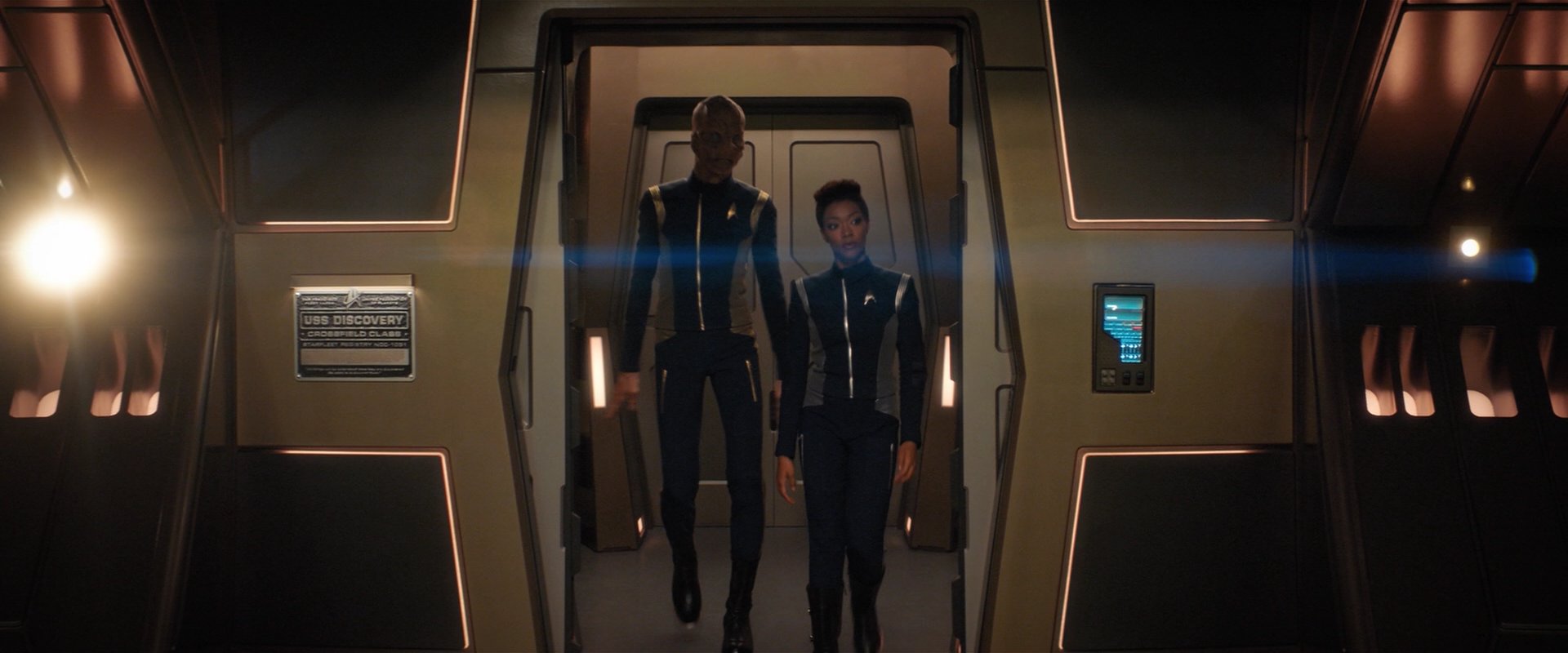 extant_StarTrekDiscovery_2x03-PointOfLight_00474.jpg