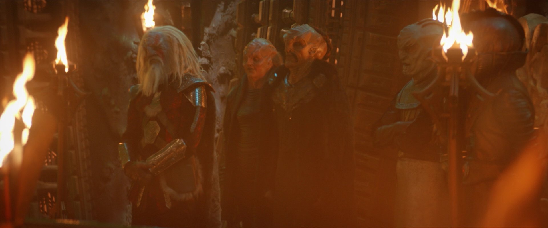 extant_StarTrekDiscovery_2x03-PointOfLight_01047.jpg