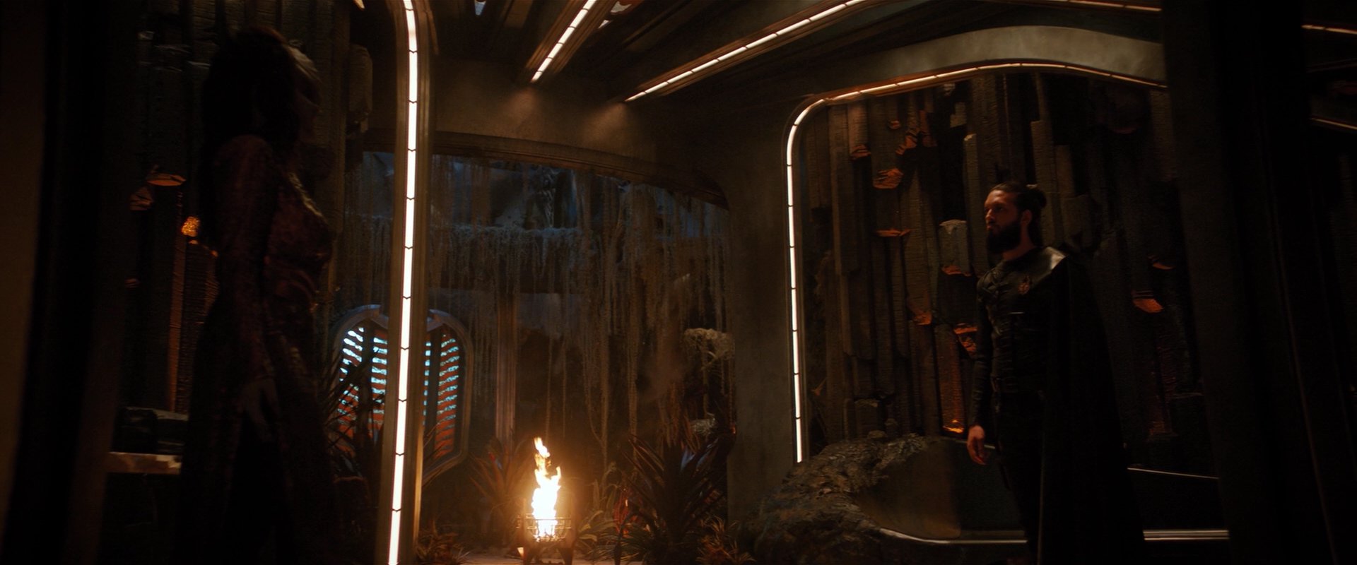 extant_StarTrekDiscovery_2x03-PointOfLight_01366.jpg