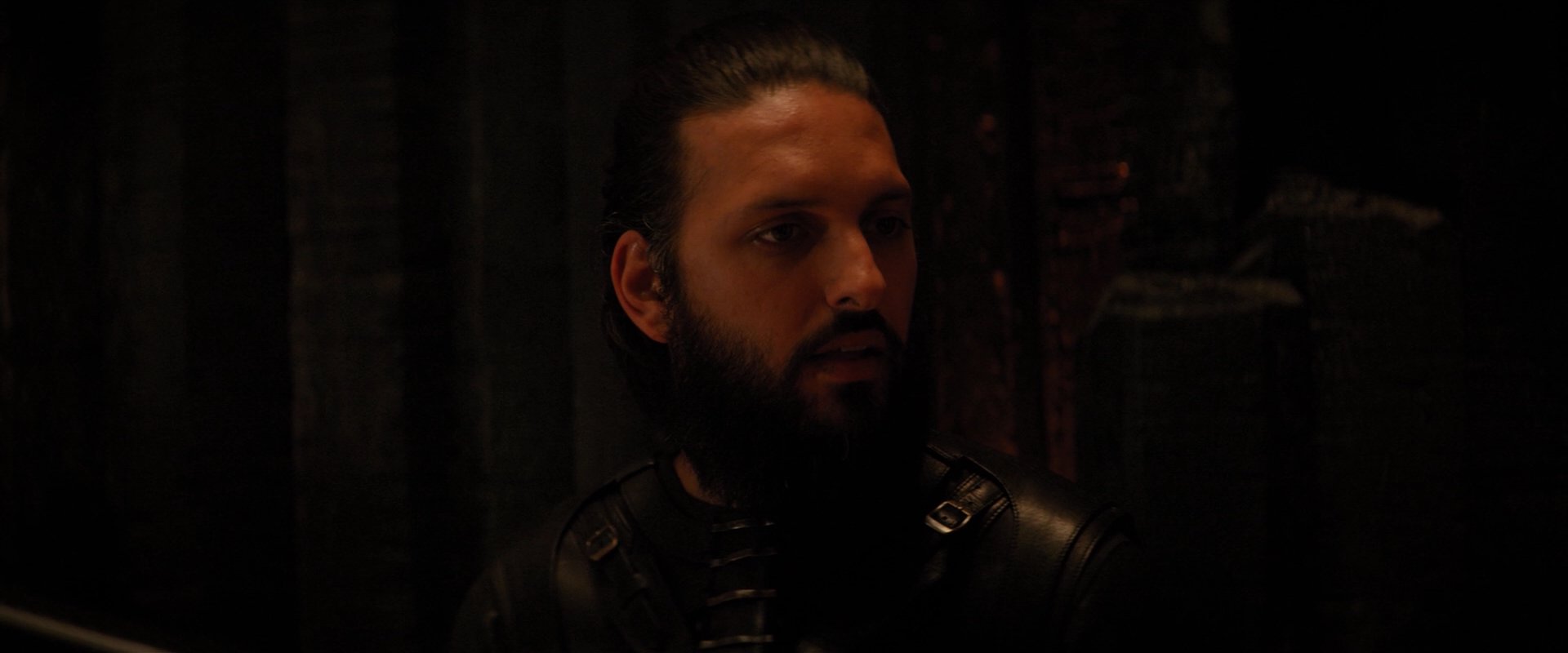 extant_StarTrekDiscovery_2x03-PointOfLight_01542.jpg