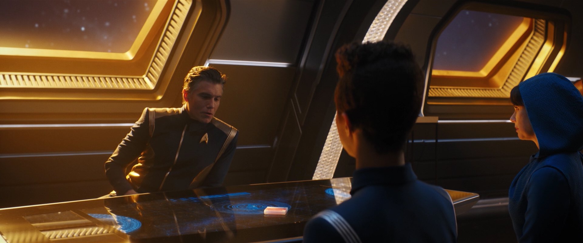 extant_StarTrekDiscovery_2x03-PointOfLight_01561.jpg