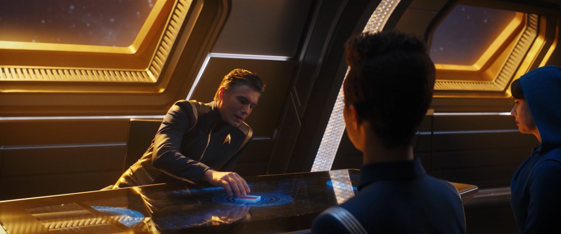 extant_StarTrekDiscovery_2x03-PointOfLight_01565.jpg