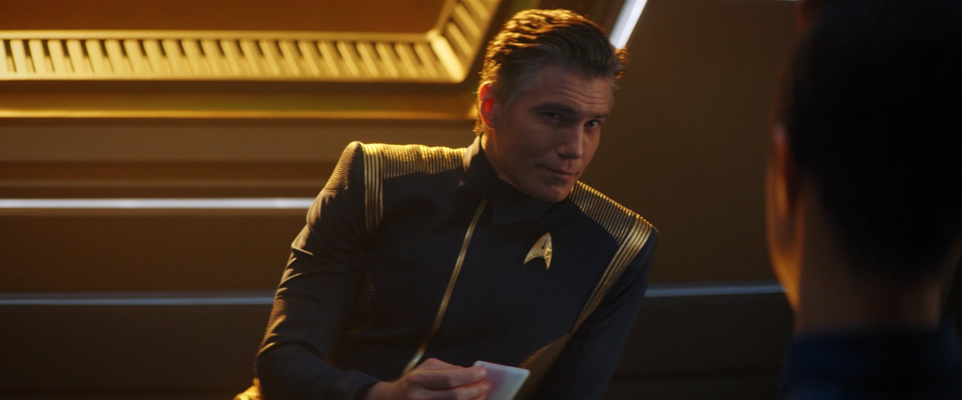 extant_StarTrekDiscovery_2x03-PointOfLight_01583.jpg