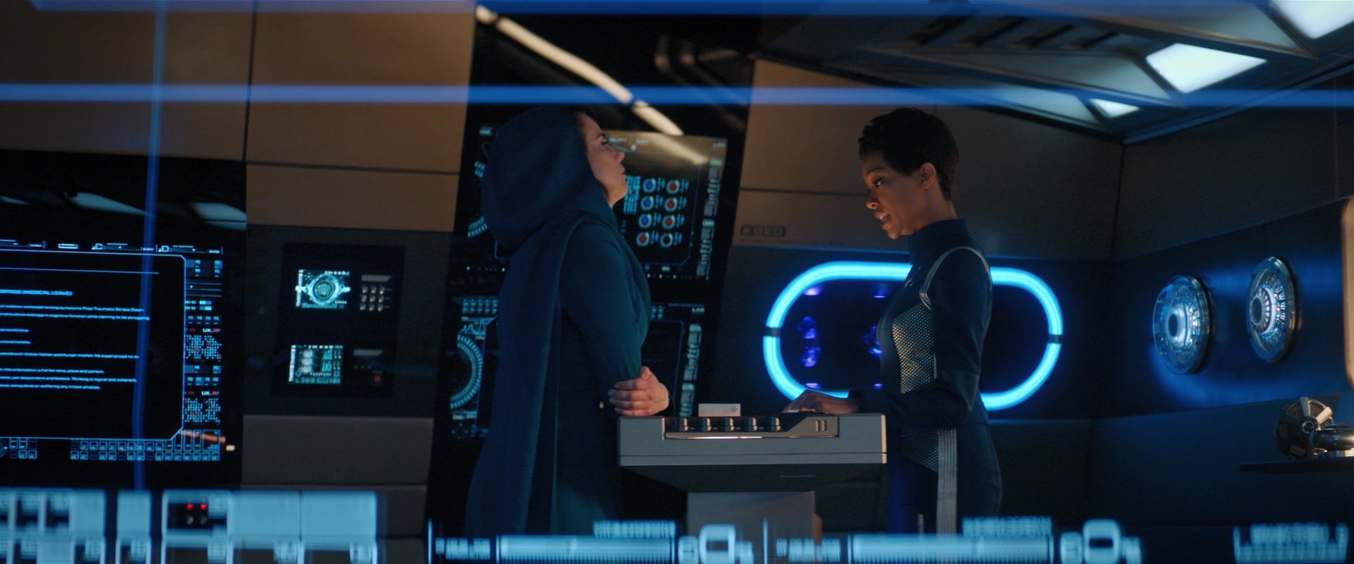 extant_StarTrekDiscovery_2x03-PointOfLight_01887.jpg
