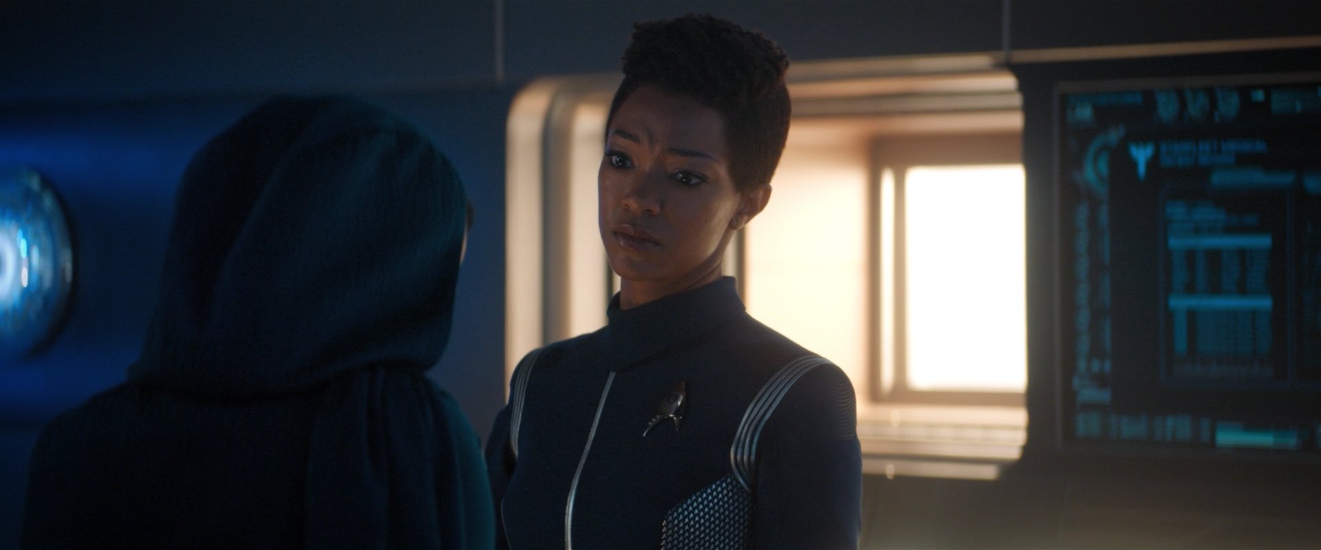 extant_StarTrekDiscovery_2x03-PointOfLight_01972.jpg