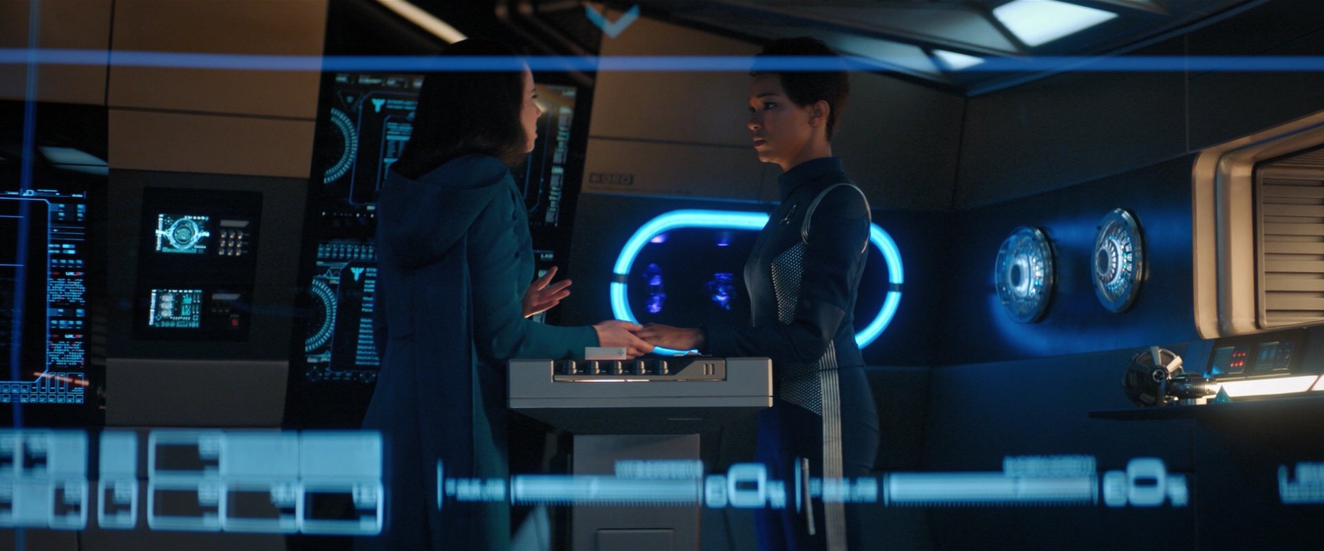 extant_StarTrekDiscovery_2x03-PointOfLight_02044.jpg